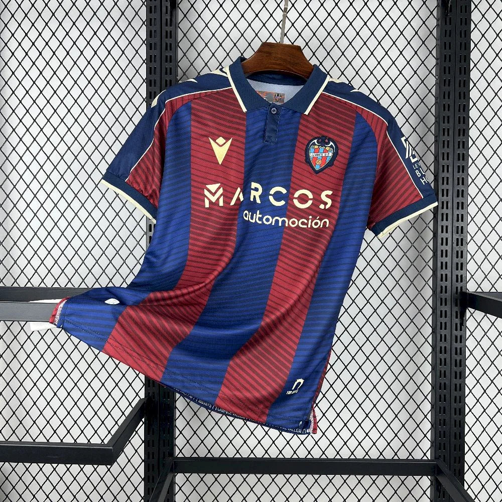 Levante UD maillot foot domicile 2025 2026